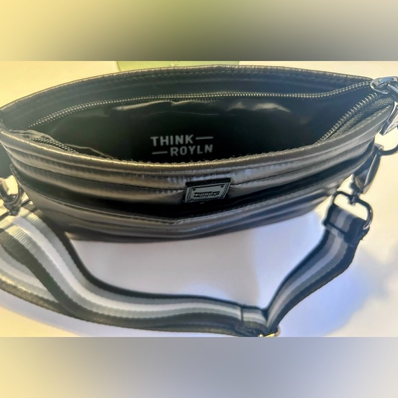 THINK ROYLIN Bum bag in black crossbody or Fanny bag - Picture 5 of 8